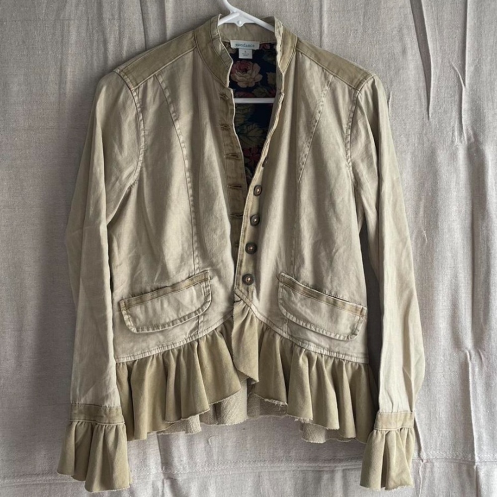 Sundance Tan Blazer with Cropped Fitted Silhouette